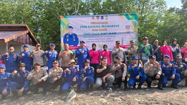 Ditpolairud Polda Jambi dan Polres Tanjab Barat Gelar Aksi Hijau dengan Penanaman 2.000 Mangrove