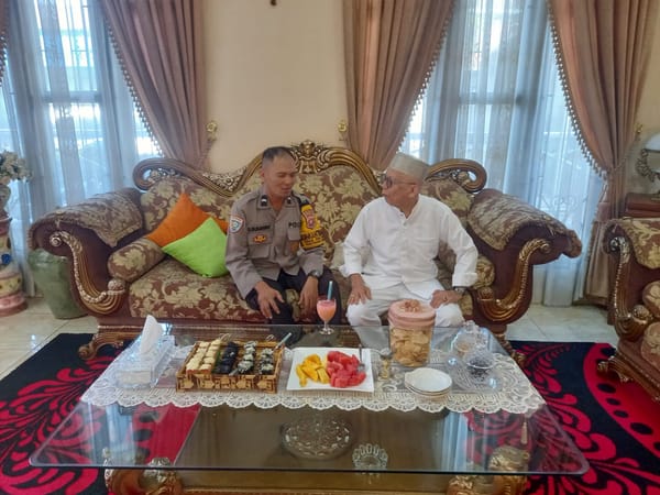Antisipasi Gangguan Kamtibmas, Bhabinkamtibmas Kelurahan Sei Jawi Dalam Laksanakan Sambang dan Himbauan Dialogis kepada Warga