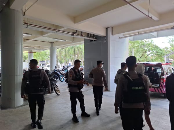 Patroli Enggang Polresta Pontianak Respon Cepat Temuan Mayat di Tepi Jalan Yuka