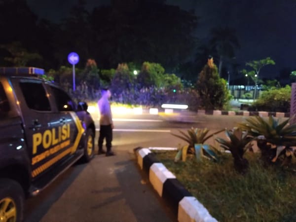 Patroli Malam Minggu Polsek Pontianak Selatan Ciptakan Rasa Aman bagi Masyarakat