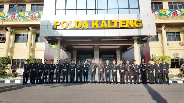 Momentum Hari Lahir Pancasila, Polda Kalteng Ajak Personel Perkuat Nilai-Nilai Kebangsaan melalui Upacara