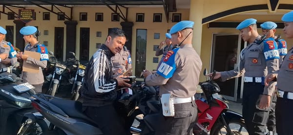 Bidpropam Polda Kalbar Laksanakan Gaktibplin di Polresta Pontianak untuk Perkuat Disiplin Personel