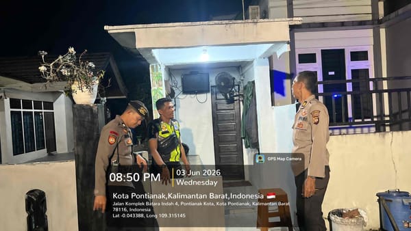 Perkuat Kedekatan dengan Masyarakat, Pawas Polsek Pontianak Kota Gelar Patroli Dialogis dan Himbauan Kamtibmas