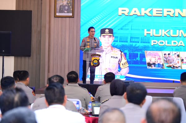 Tingkatkan Profesionalisme, Polda Jambi Gelar Rakernis Gabungan Bidkum dan Bidhumas TA 2026