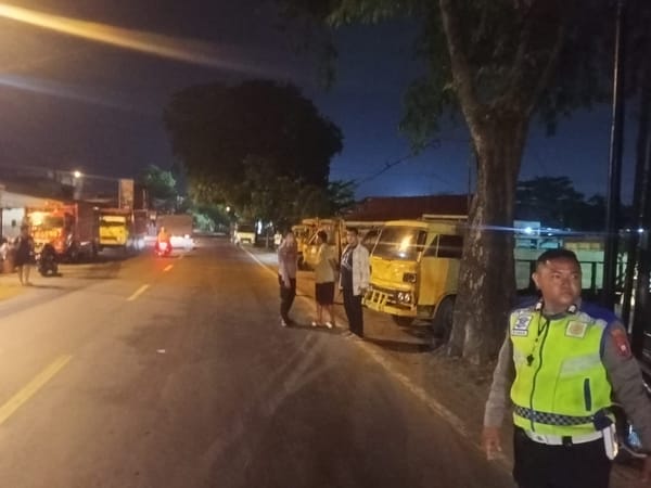 Antisipasi Balap Liar Dan Gangguan Kamtibmas Patroli Polsek Pontianak Utara Stasioner Di Jl. Sungai Selamat