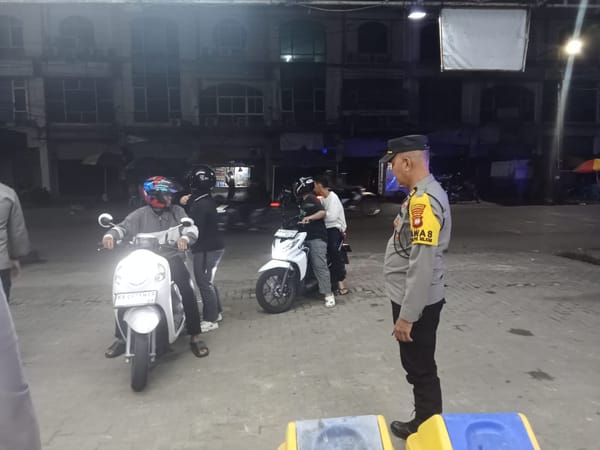 Patroli Enggang Selatan Sambangi Kawasan Budi Karya–Ambalat, Remaja Diimbau Jaga Keamanan Lingkungan