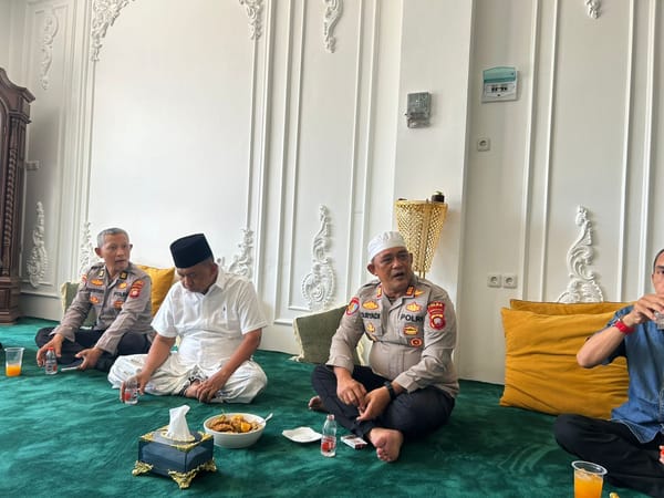 Kapolsek Pontianak Timur dan Ketua PBNU Kota Pontianak Bahas Penguatan Kamtibmas Melalui Silaturahmi