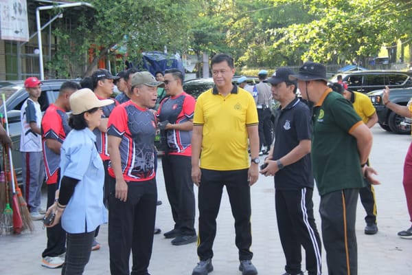 Melalui Korve Massal Pasar Kahayan, Polda Kalteng Perkuat Komitmen Menjaga Kebersihan Lingkungan