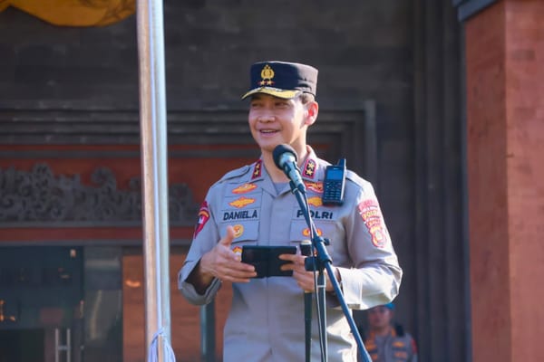 Pimpin Apel Pagi, Kapolda Bali: Jaga Bali Tetap Aman Melalui Kerja Profesional dan Humanis