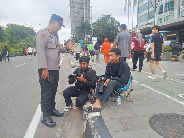 Ciptakan Situasi Kondusif, Polsek Pontianak Selatan Gelar Patroli Humanis Saat CFD