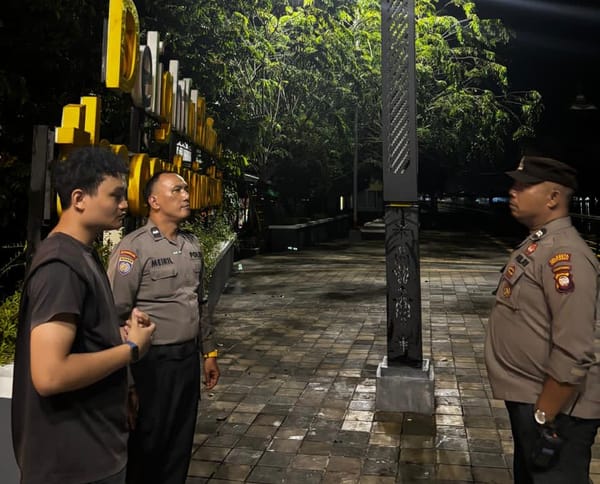 Polsek Pontianak Kota Intensifkan Patroli Malam untuk Menjaga Keamanan dan Ketertiban Warga