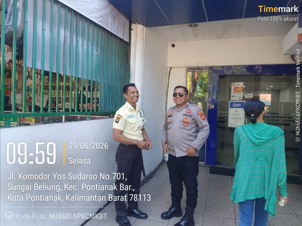 Personel Enggang Polsek Pontianak Barat Gelar Patroli Dialogis untuk Jaga Kondusivitas Kamtibmas