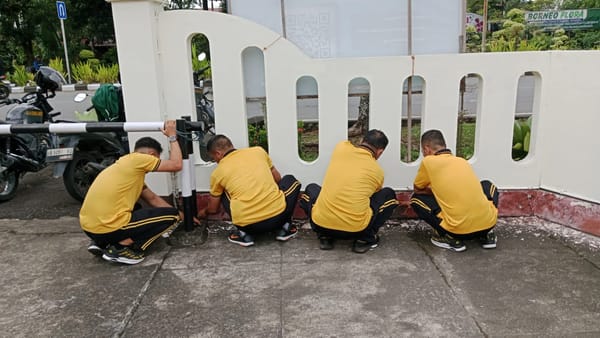 Kapolsek Pontianak Selatan Ajak Personel Gotong Royong, Wujudkan Mako Bersih dan Nyaman
