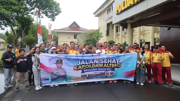 Polda Kalteng Gandeng Insan Pers Gelar Jalan Sehat, Semarakkan HUT Bhayangkara ke-80