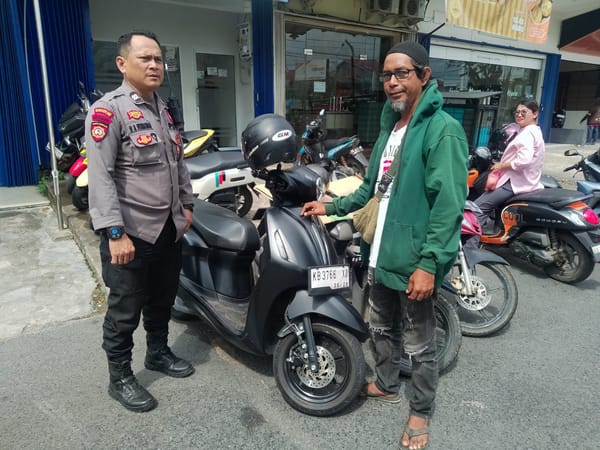 Cegah Gangguan Kamtibmas, Personel Enggang Polsek Pontianak Barat Gencarkan Patroli Dialogis