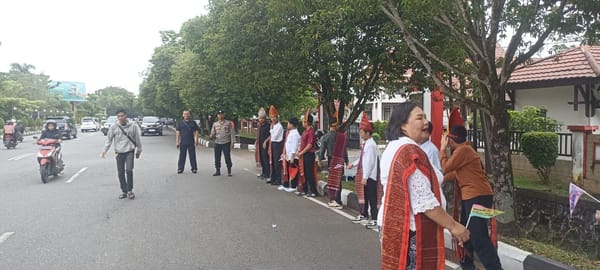 Wujud Kehadiran Polri di Tengah Masyarakat, Polsek Pontianak Selatan Kawal Peresmian HKBP Distrik 33 Kalimantan Barat