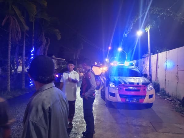 Jaga Kelancaran dan Kekhidmatan, Polsek Pontianak Kota Kawal Pawai Obor Gema Muharram 1448 H