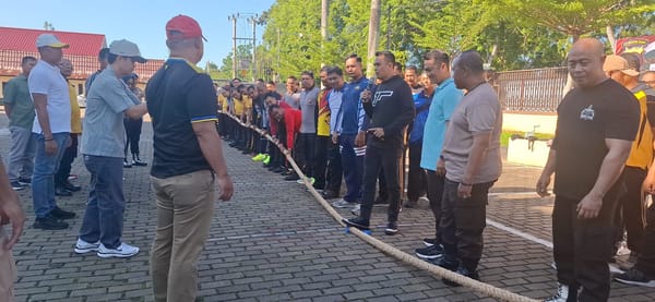 Meriahkan Hari Bhayangkara ke-80, Polresta Pontianak Gelar Lomba Tarik Tambang Antar Personel