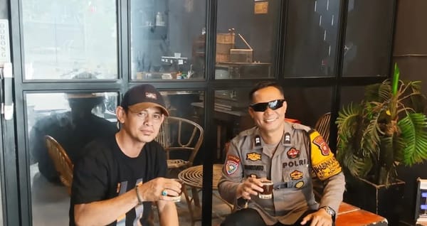Ajak Warga Aktif Jaga Keamanan Lingkungan, Bhabinkamtibmas Polsek Pontianak Kota Gelar Patroli Dialogis