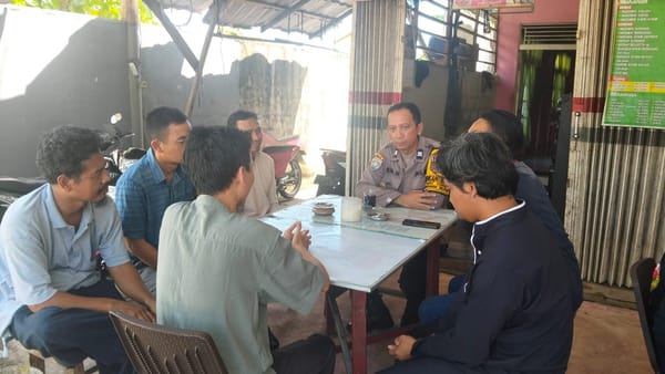 Cegah Aksi Kejahatan Berulang, Bhabinkamtibmas Parit Tokaya Dorong Penguatan Siskamling