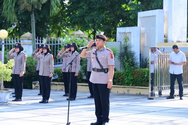 Tabur Bunga dan Doa Bersama, Polda Jambi Hormati Jasa Pahlawan di TMP Satria Bhakti