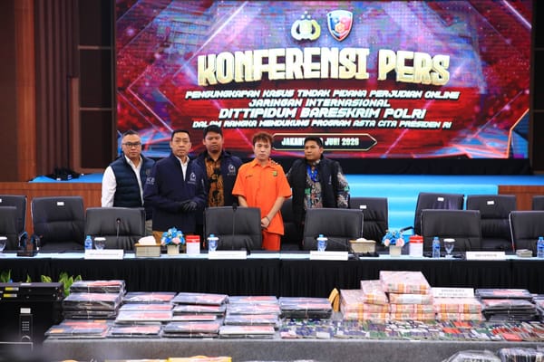 Polri Amankan Buronan Interpol asal Beijing, Perkuat Komitmen Penindakan Kejahatan Transnasional