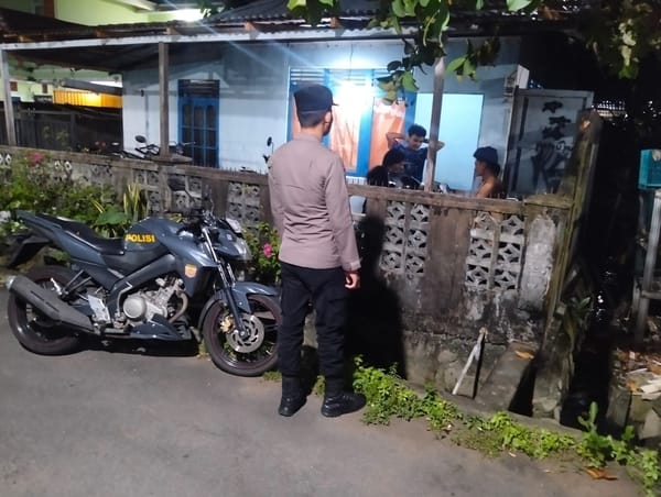 Respons Cepat Laporan 110, Patroli Enggang Polsek Pontianak Kota Tertibkan Gangguan Ketenteraman Warga