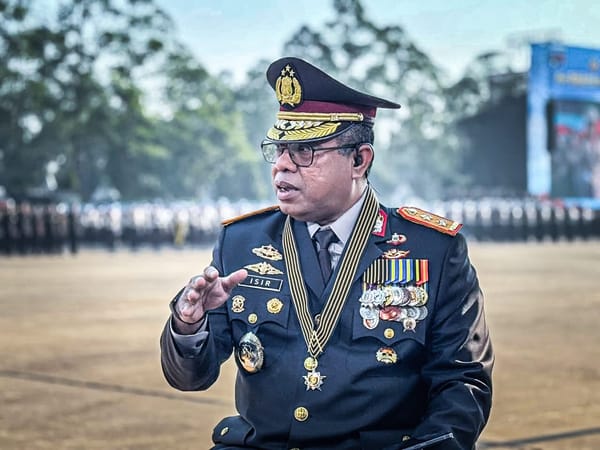 Polri Gelar Upacara Peringatan Hari Bhayangkara ke-80 di Satlat Korbrimob Cikeas