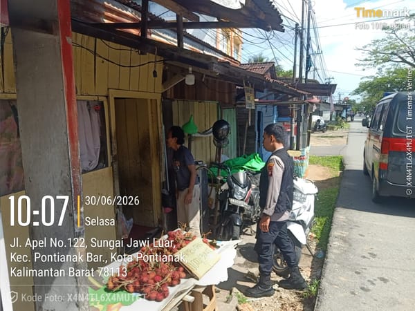 Antisipasi Pencurian pada Siang Hari, Personel Enggang Polsek Pontianak Barat Gelar Patroli Dialogis