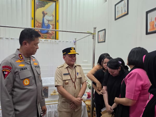 Kapolda dan Gubernur Kalteng Melayat ke Rumah Duka Aipda Yudhi Perdana Putra