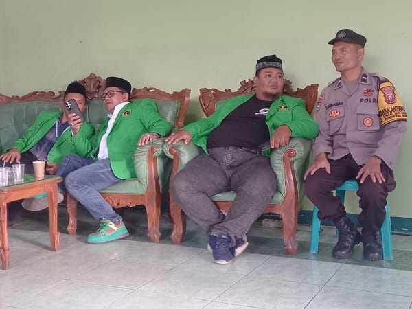 Melalui Sambang Dialogis, Bhabinkamtibmas Kelurahan Sei Jawi Dalam Imbau Warga Tingkatkan Kewaspadaan terhadap Pencurian