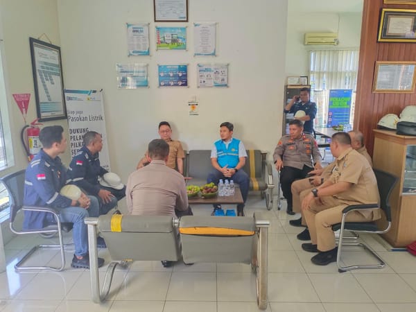 Kapolresta Pontianak Dampingi Forkopimda Tinjau PLTD Siantan, Dorong Percepatan Normalisasi Pasokan Listrik