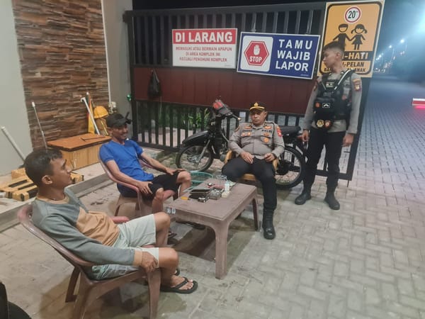Cegah Gangguan Kamtibmas, Polsek Pontianak Selatan Gencarkan Patroli Sambang Dialogis