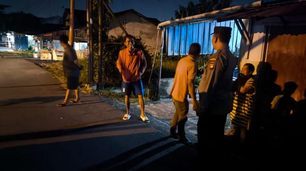 Patroli Enggang Polsek Pontianak Kota Mediasi Perselisihan Keluarga Usai Terima Laporan Call Center 110