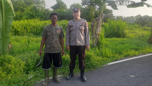 Antisipasi Karhutla, Polsek Pontianak Utara Intensifkan Patroli Monitoring dan Edukasi kepada Masyarakat