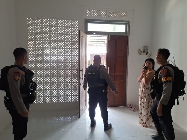Respon Cepat dan aksi simpatik  Patroli Enggang Polresta Pontianak Selamatkan Ibu dan Bayi Usai Persalinan Darurat