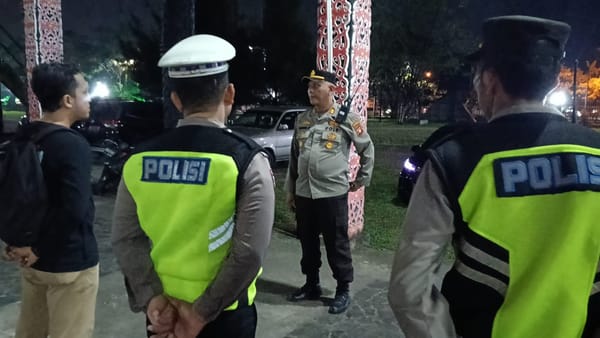 Dukung Kelestarian Budaya, Polsek Pontianak Kota Amankan Pagelaran Wayang Kulit di Rumah Radakng Pontianak