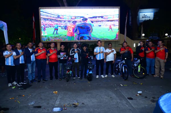 Ribuan Masyarakat Saksikan Final Piala Dunia 2026 di Mapolda Jambi, Suasana Meriah dan Kondusif