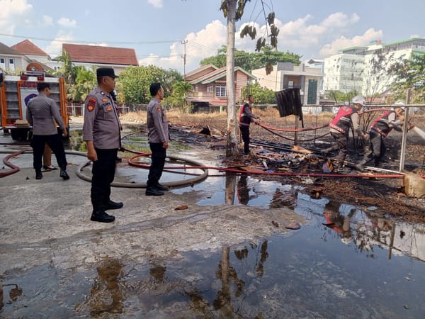 Antisipasi Karhutla, Polsek Pontianak Selatan Rutin Laksanakan Patroli di Wilayah Rawan