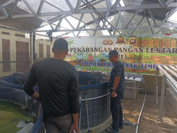 Kapolsek Pontianak Timur Lepaskan Bibit Ikan Gurame di Bioflok P2L Dukung Ketahanan Pangan