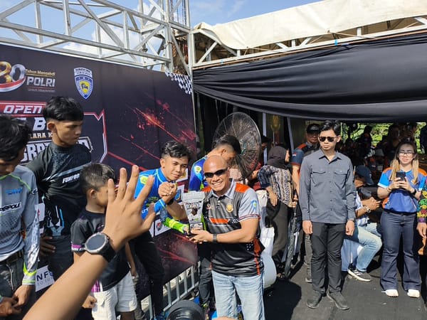 Gas di Sirkuit, Bukan di Jalan! Open Drag Bike Dhira Brata Cup Championship 2026 Resmi Dibuka di Samarinda dalam Rangka Hari Bhayangkara ke-80