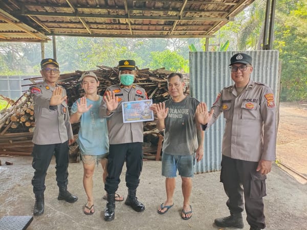 Satbinmas Polresta Pontianak Gencarkan Himbauan Kamtibmas dan Sosialisasi Pencegahan Karhutla kepada Masyarakat
