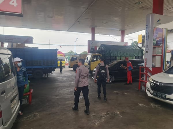 Antisipasi Panic Buying, Polresta Pontianak Perkuat Monitoring dan Pengamanan di Seluruh SPBU