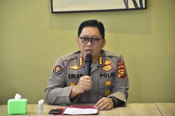 Brigjen Pol. K. Yani Sudarto Resmi Jabat Wakapolda Jambi, Tongkat Kepemimpinan Beralih
