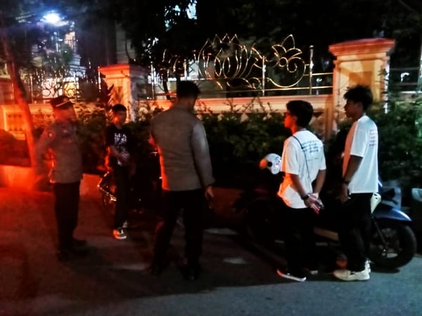 Patroli Enggang Selatan Ajak Generasi Muda Pulang Lebih Awal Demi Keamanan Bersama.