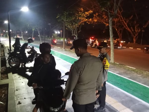 Perkuat Kamtibmas, Patroli Enggang Selatan Ajak Kaum Muda Bijak Mengisi Waktu dan Hindari Aktivitas Berisiko