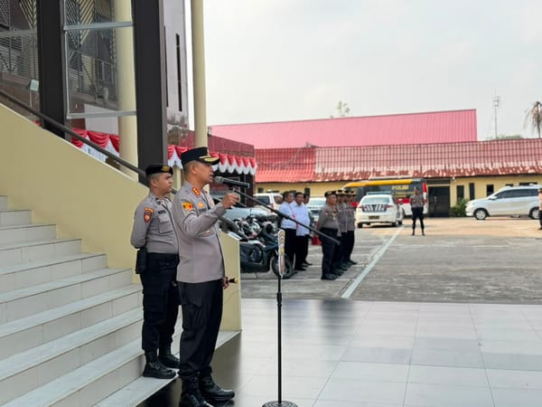 Melalui Apel Jam Pimpinan, Kapolresta Pontianak Tegaskan Implementasi Commander Wish "PRESISI NOW"