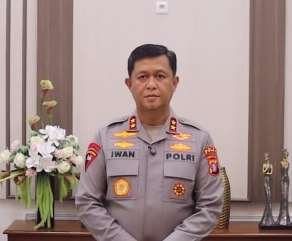 Kapolda Kalteng Ajak Masyarakat Kibarkan Merah Putih Sambut HUT ke-81 RI