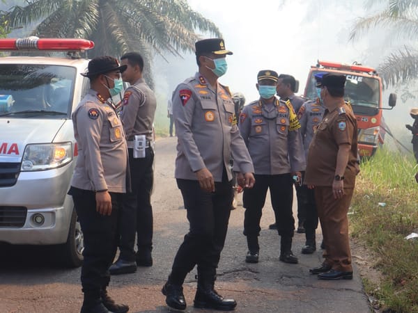 Kapolda Kalteng Tinjau Penanganan Karhutla di Sampit, Prioritaskan Pemadaman di Titik Terbakar