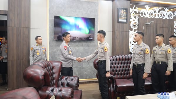 Kapolda Kalteng Ajak Taruna Akpol Berikan Manfaat Nyata bagi Siswa Sekolah Rakyat